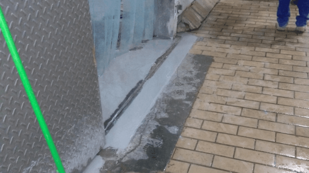 URETANO PARA REPARO CAMARAS FRIAS